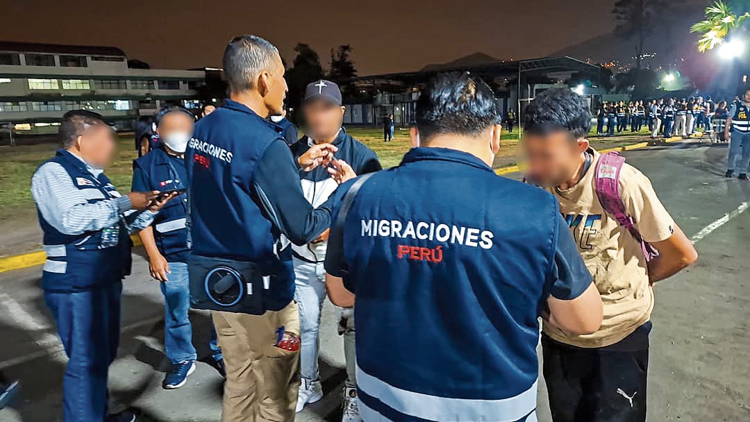 Perú tiene a 1.6 millones de venezolanos. En 2025, del total de expulsados, el 70% tenía dicha nacionalidad. Foto: difusión / Migraciones