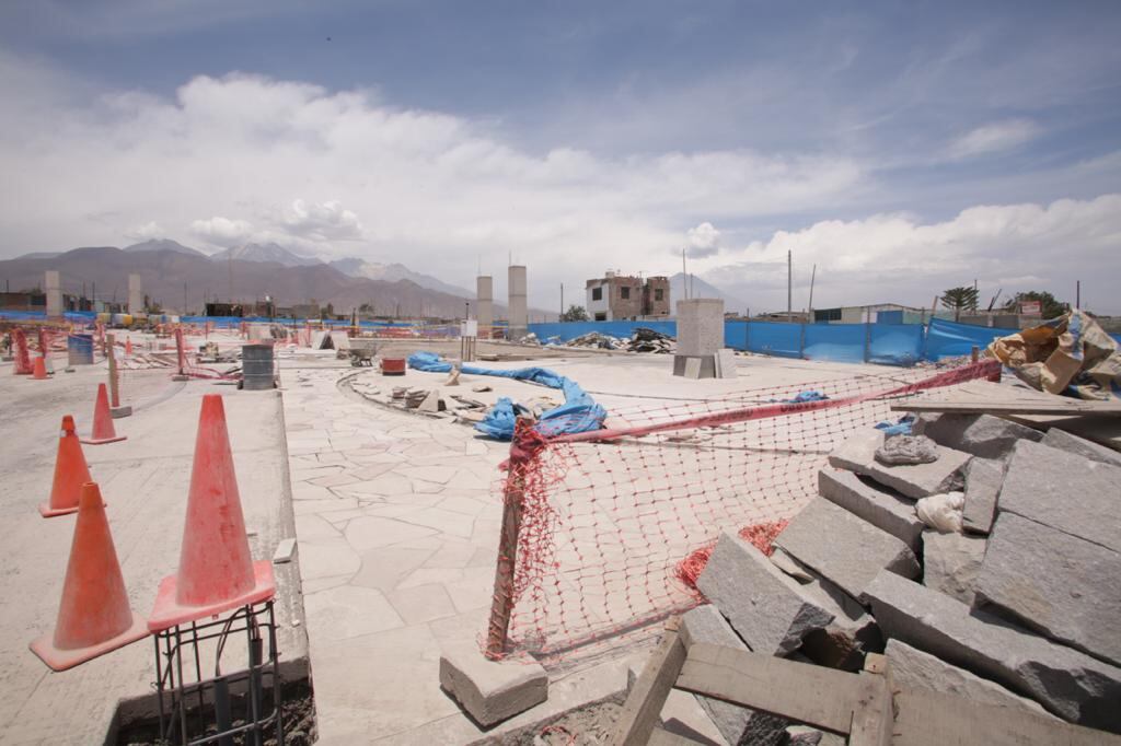 El Contralor General mencionó que muchas obras se paralizan esencialmente por problemas con el expediente técnico. (Foto: GEC)