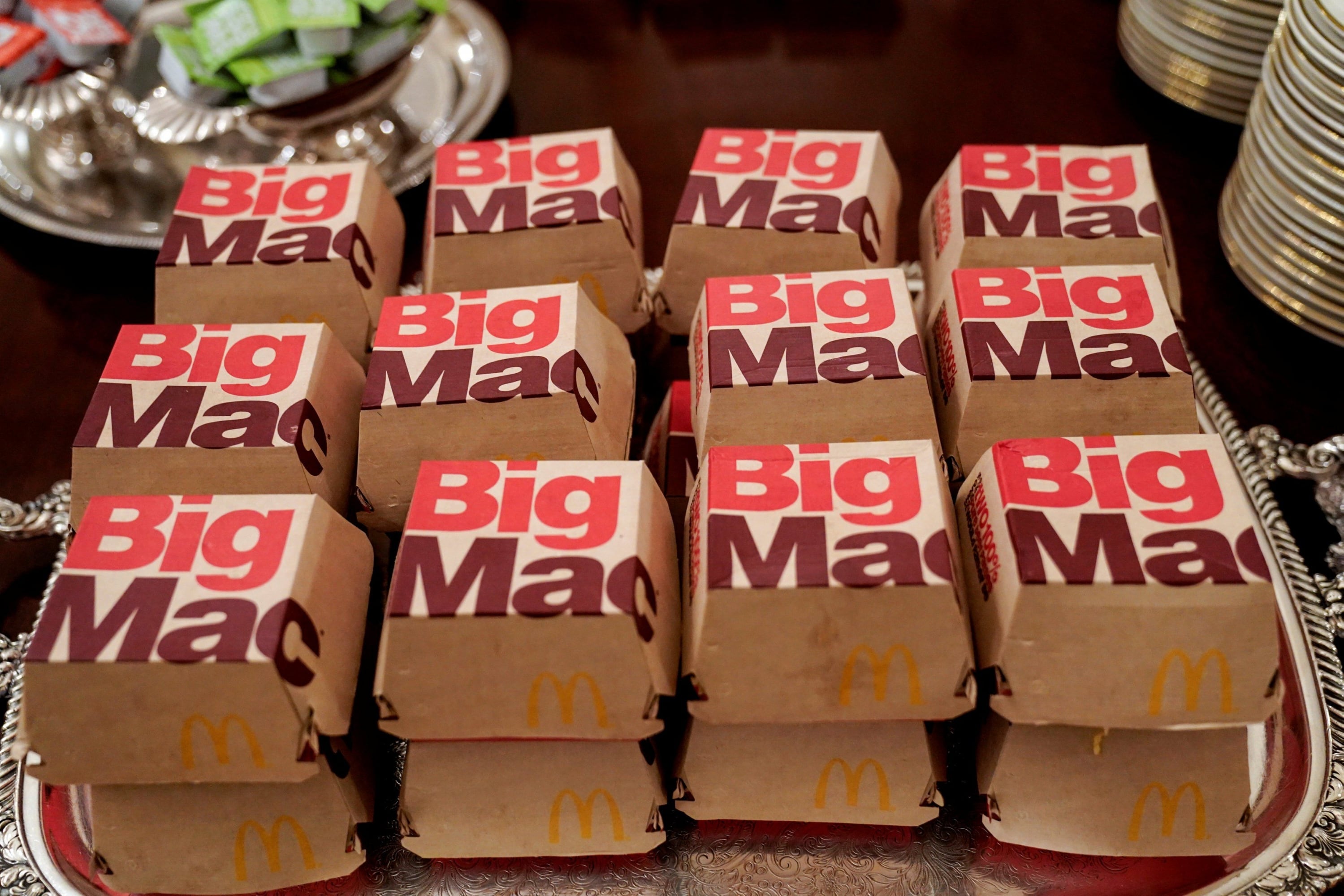 El Big Mac es desde hace décadas un clásico mundial de la comida rápida.
