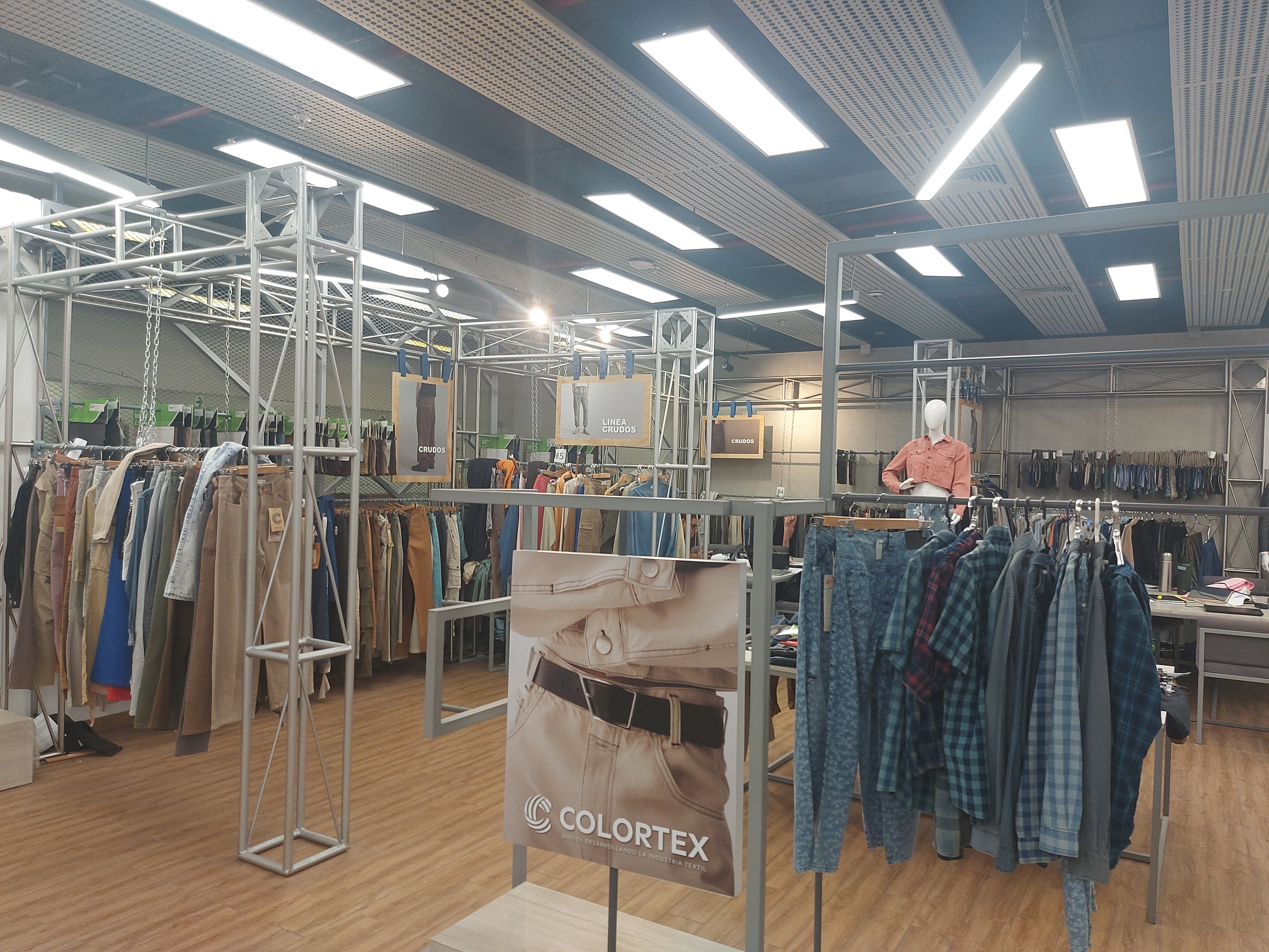 Colortex cerrará 2025 con un crecimiento de dos dígitos y una participación del 10% en las importaciones textiles del país. Foto: Colortex.