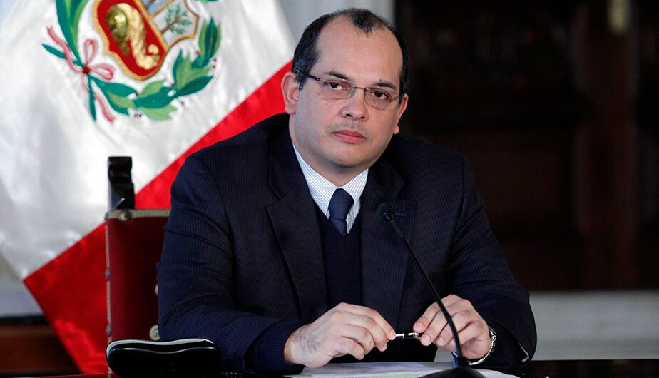 Compañías invierten para resguardar la seguridad de sus plantas y trabajadores, a causa de la expansión de economías ilegales, dijo Luis Miguel Castilla. (Foto: Andina)