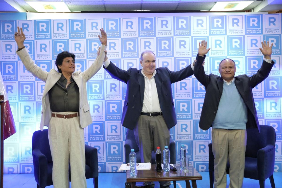 La tacha fue presentada contra la fórmula presidencial de Renovación Popular encabezada por Rafael López Aliaga. Foto: Joel Alonzo/ @photo.gec.