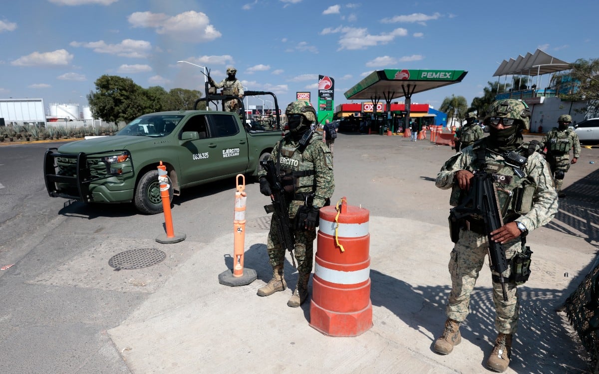 La advertencia abarca estados como Jalisco y Tamaulipas, además de otras regiones con reportes de cierres viales. (Foto: AFP)