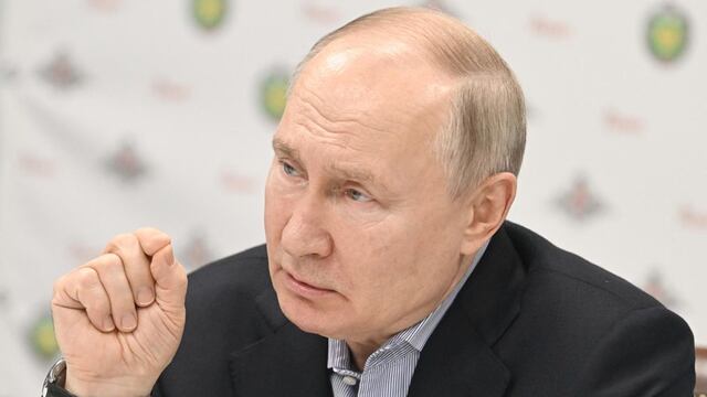 Putin, un zar guerrero en busca de grandeza internacional