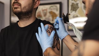Los tatuajes al momento de solicitar la Green Card de Estados Unidos, ¿pueden hacer que te la nieguen?