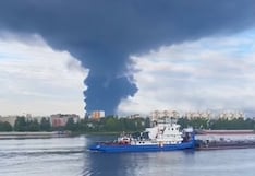 Un muerto y dos sitios petroleros incendiados por ataque con drones en Rusia