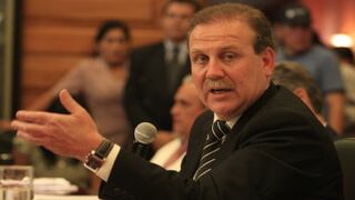 Ministros ponen sus cargos a disposición del presidente Humala