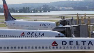 Delta ofrecerá hasta US$ 10,000 a pasajeros voluntarios en caso de sobreventa