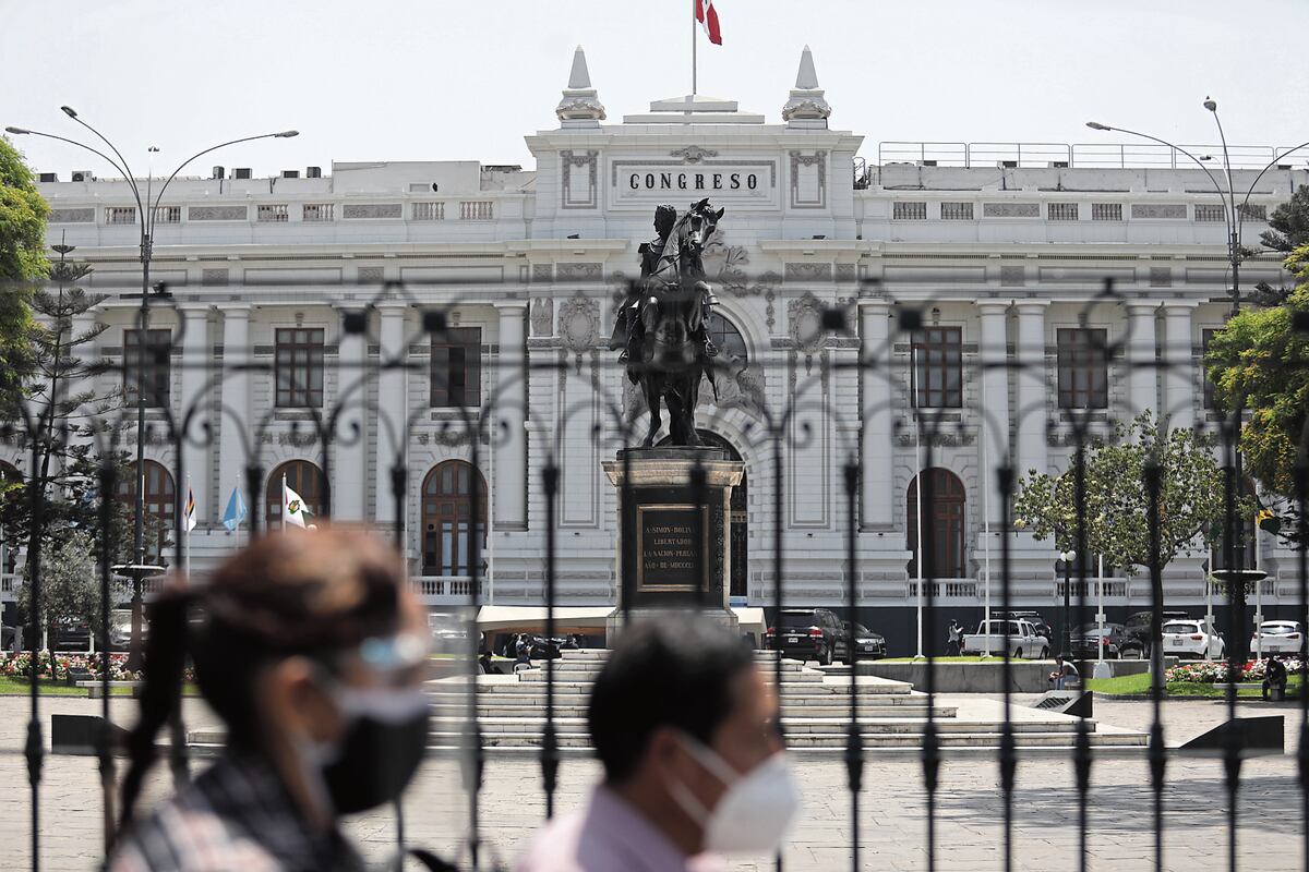Editorial de Gestión. Por supuesto que no faltaron las leyes que exoneran o rebajan impuestos, que fueron aprobados al caballazo. (Foto: GEC)