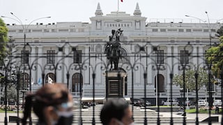 Desprolijos y superficiales