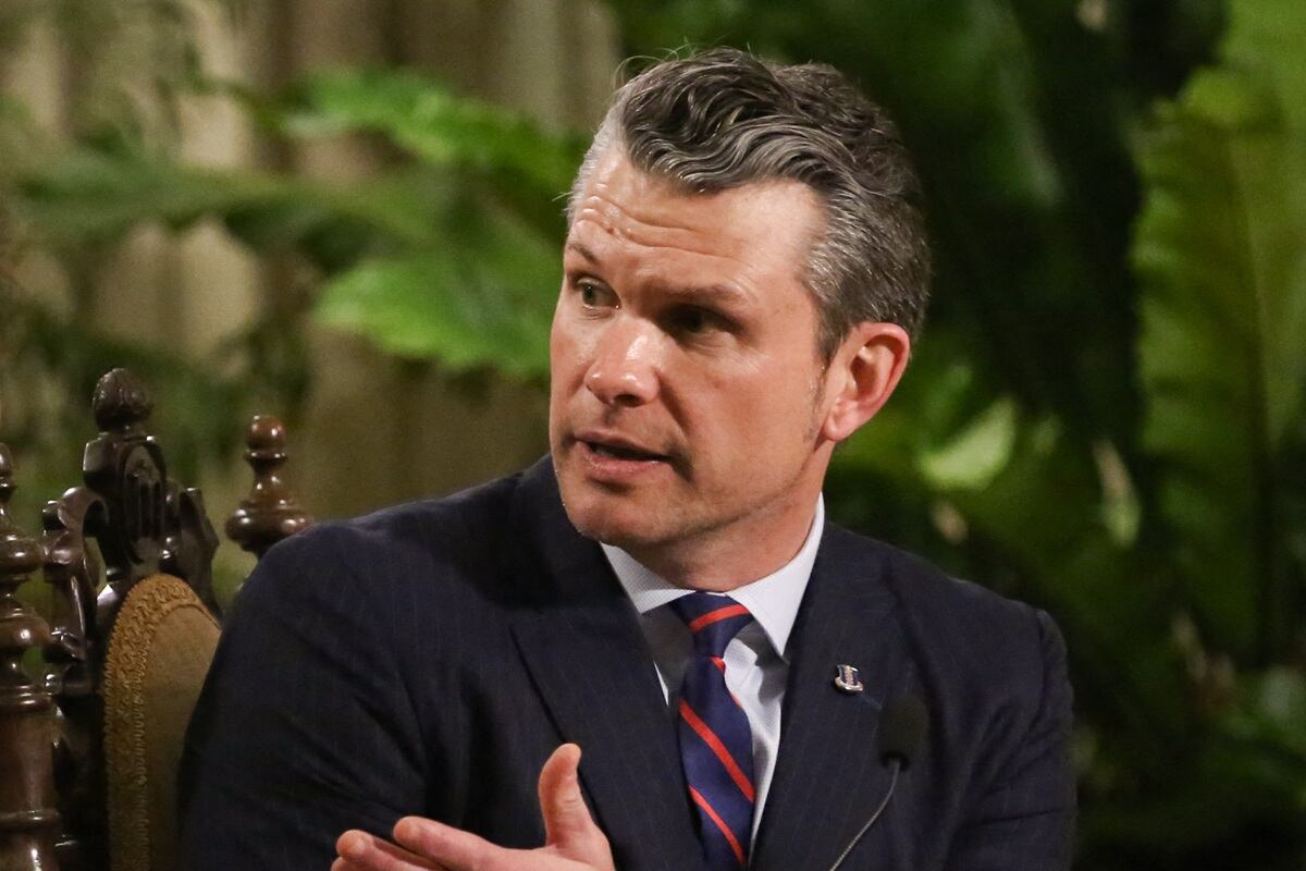 "Hegseth advirtió a las autoridades peruanas que, en la visión de Estados Unidos, China representa hoy “una amenaza activa para la paz y la seguridad en América Latina”. (Foto de Basilio Sepe / POOL / AFP)