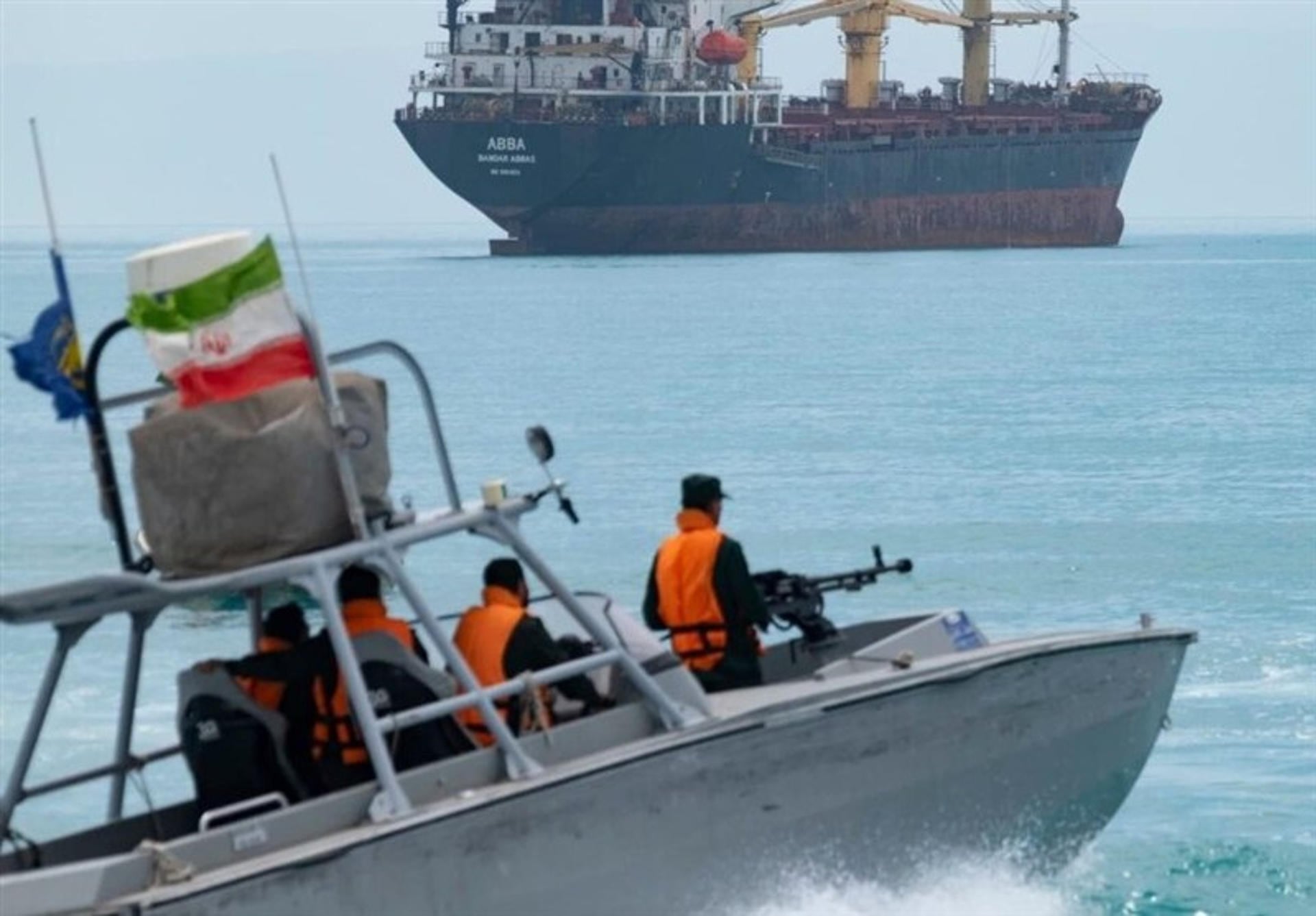 El Ejército de Irán aseguró que las Fuerzas Armadas no cederán "ni un ápice" sobre el estrecho de Ormuz, después de que el presidente estadounidense, Donald Trump, anunciara el restablecimiento del cerco naval. (EFE/ Agencia iraní Tasnim).