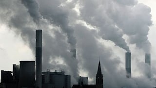 EE.UU. elimina norma que limita emisiones de gases de plantas eléctricas