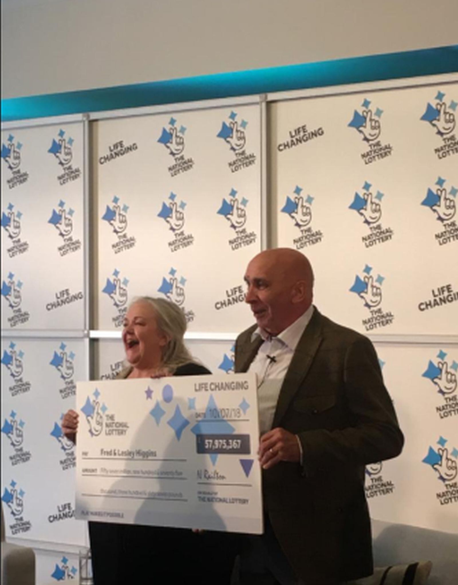 Fred y Lesley Higgins lograron cobrar una fortuna que les resolvió la vida (Foto: The National Lottery)