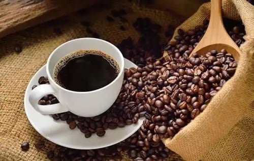 Los productores y exportadores de café afirman que no se espera un nuevo récord para las exportaciones cafeteras peruanas no solo por el precio sino por una producción menor. (Imagen: Andina)