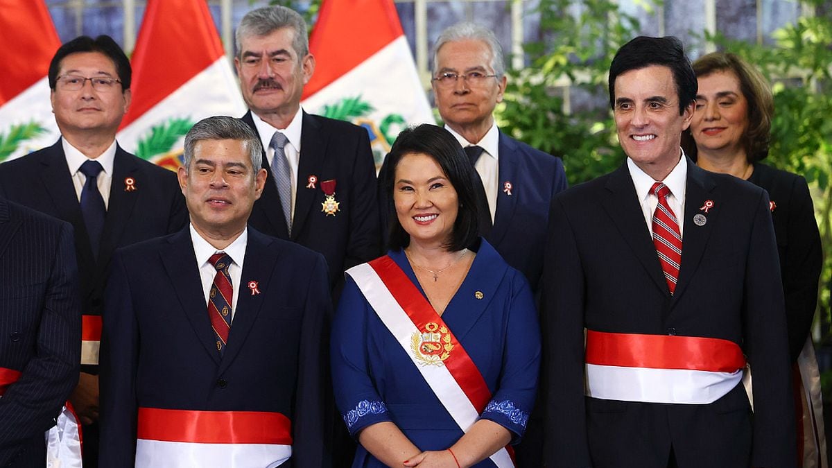 Keiko Fujimori descarta cambio de ministros y acusa a la oposición de sentar rumores