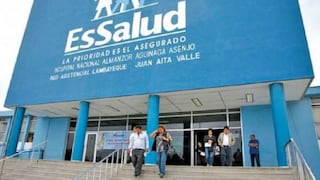 Piden que gerente de EsSalud explique licencia a 13 días de asumir el cargo