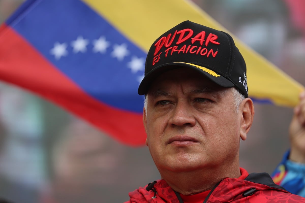 El secretario general del Partido Socialista Unido de Venezuela (PSUV), Diosdado Cabello Rondón, advierte que no habrá reglas para los que quieran invadir Venezuela. (Miguel Gutiérrez / EFE)