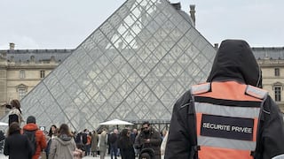 Fraude de entradas en el Louvre: guías y empleados del museo entre detenidos tras redada policial