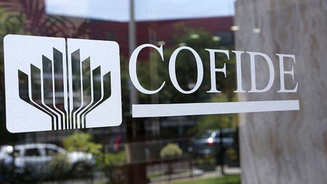 Contraloría detecta riesgos en evaluación de créditos de Cofide para FAE-Mype