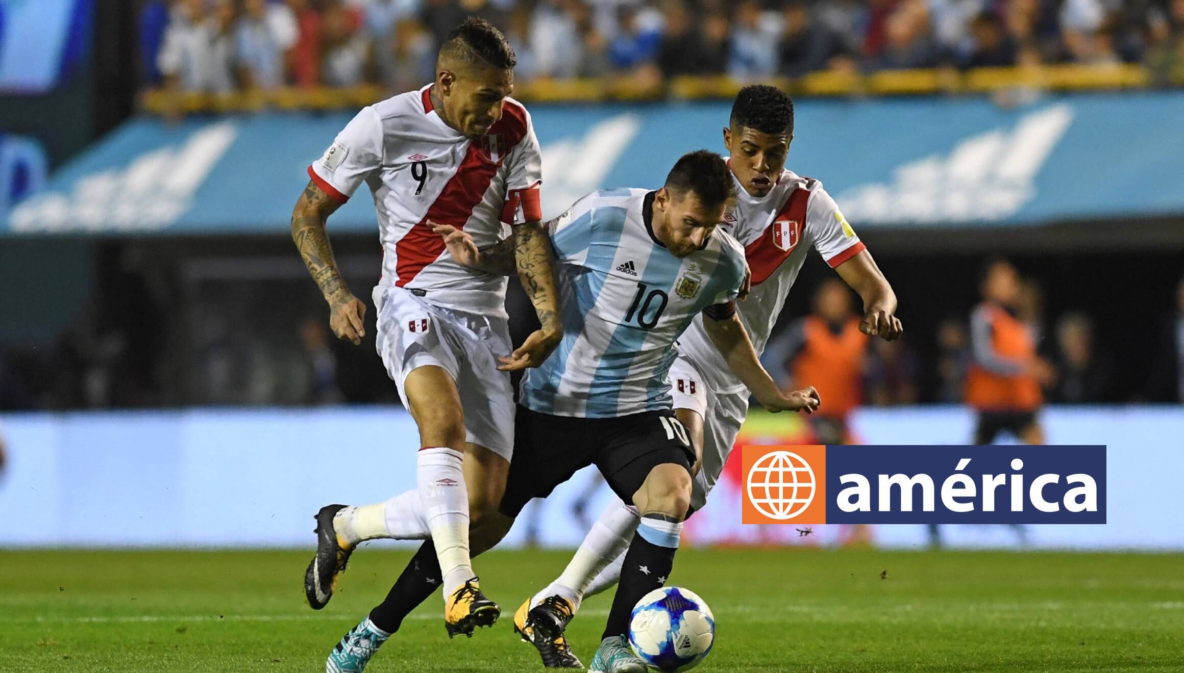 Cobertura oficial vía América TV para mirar el partido Perú vs. Argentina este martes 19 de noviembre por la jornada 12 de las Eliminatorias Conmebol 2026 desde el estadio La Bombonera de Buenos Aires (Foto: EITAN ABRAMOVICH / AFP)