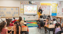 Profesores peruanos en EE.UU. pueden ganar hasta US$ 55,000 al año: los requisitos