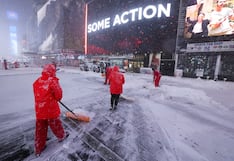 ¿Necesitas dinero extra? Nueva York busca personal para retirar nieve con pagos de $30 por hora: así es el registro