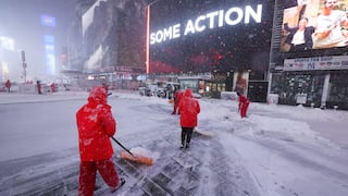 ¿Necesitas dinero extra? Nueva York busca personal para retirar nieve con pagos de $30 por hora: así es el registro