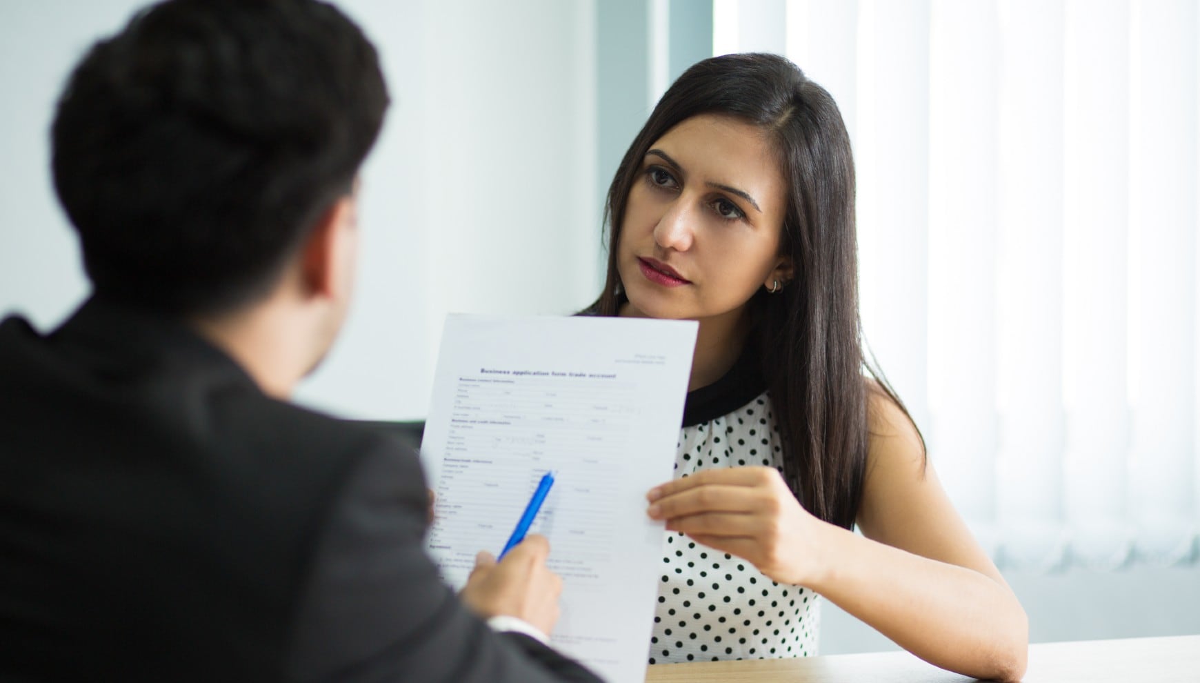 Demoras, sesgos y mala experiencia del candidato reducen la eficiencia del reclutamiento y elevan el costo de contratación. Foto: referencial / Freepik