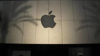 Apple contrata a exejecutivo de Yves Saint Laurent para "proyecto especial"