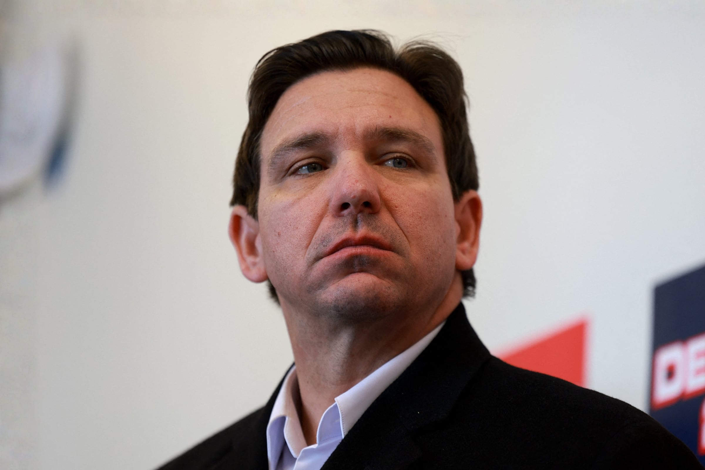 Ron DeSantis, gobernador del estado de Florida, firmó hace semanas esta ley que entró en vigor el 1 de julio (Foto: AFP)