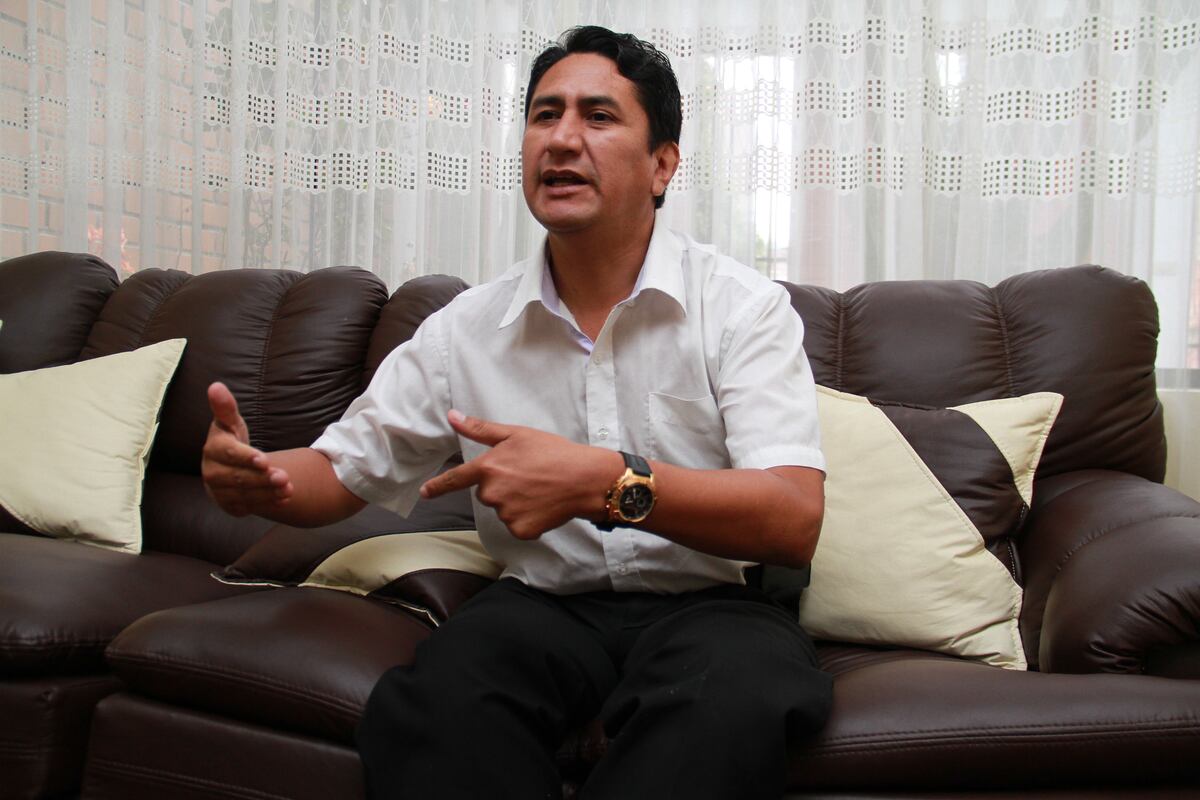Vladimir Cerrón se mostró a favor del control de precios en una nueva constitución. (Foto: archivo GEC)