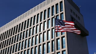 EE.UU. estudia la posibilidad de cerrar su embajada en Cuba, dice Tillerson