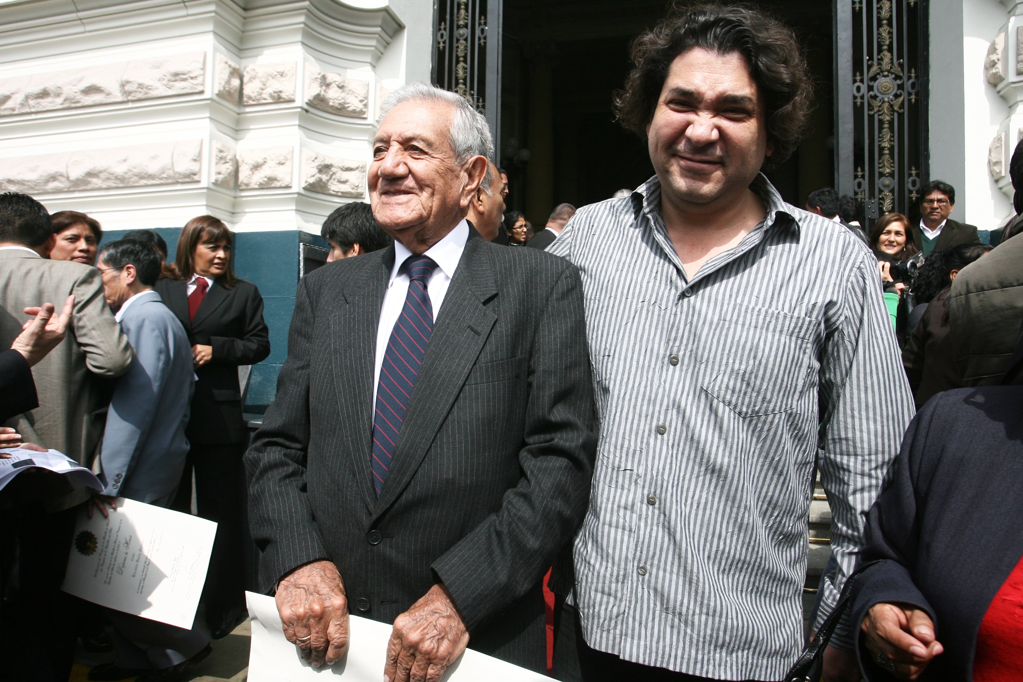 Padre del chef Gastón Acurio falleció a los 95 años