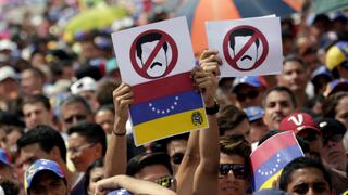Rebeldía de venezolanos pobres agita bastiones de Maduro