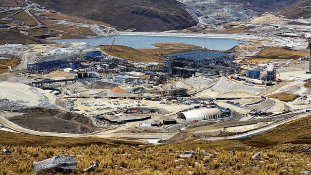Hernando de Soto: Valor de reservas minerales bloqueadas es cuatro veces el PBI del Perú en un año