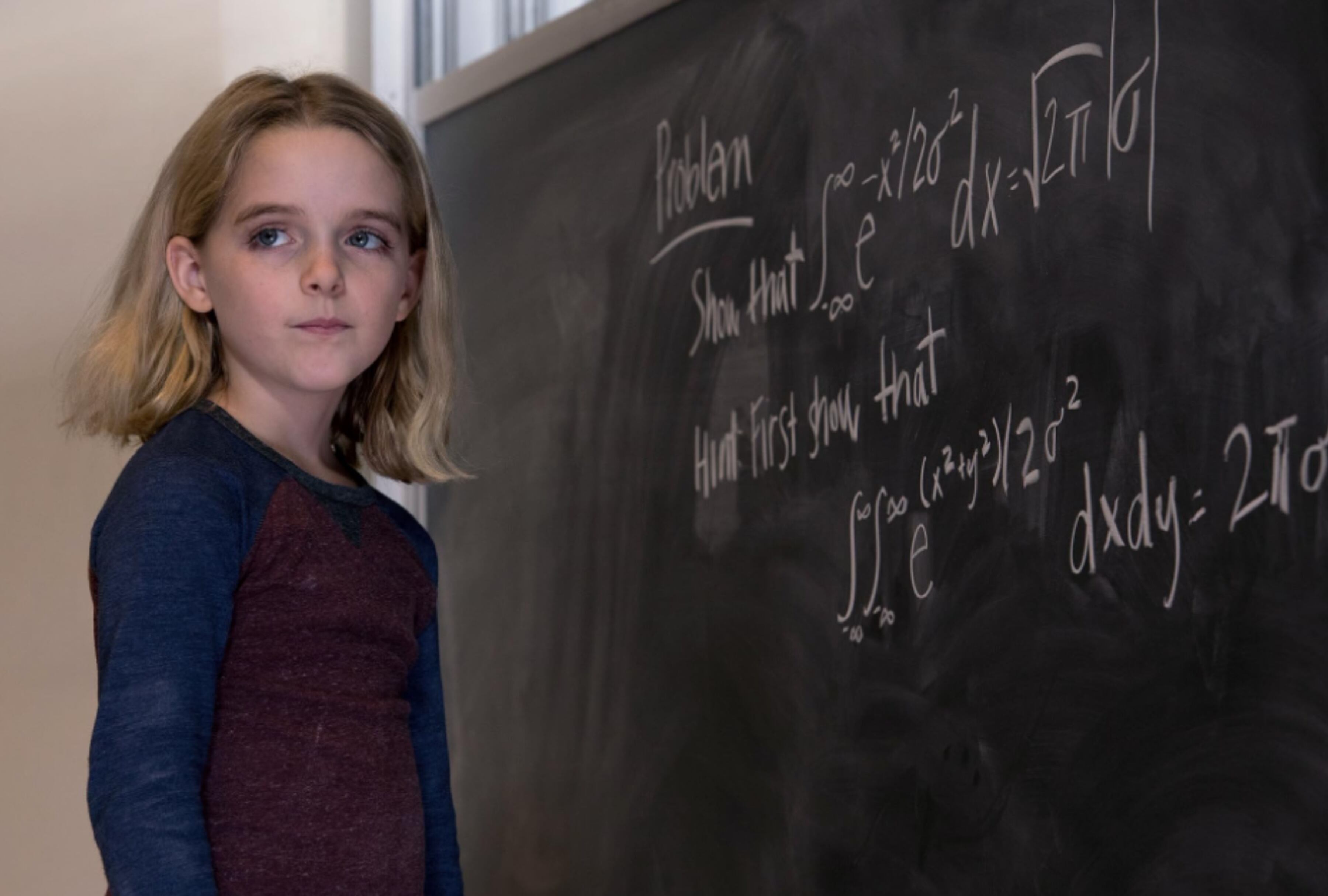 Mckenna Grace como Mary Adler en la película "Un don excepcional" (Foto: Searchlight Productions)