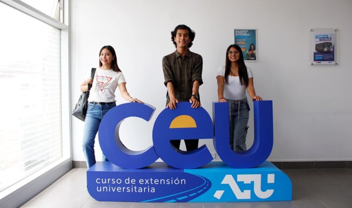 El programa está dirigido a egresados 2025 y ofrece 50 vacantes bajo modalidad de beca integral. Foto: ATU.