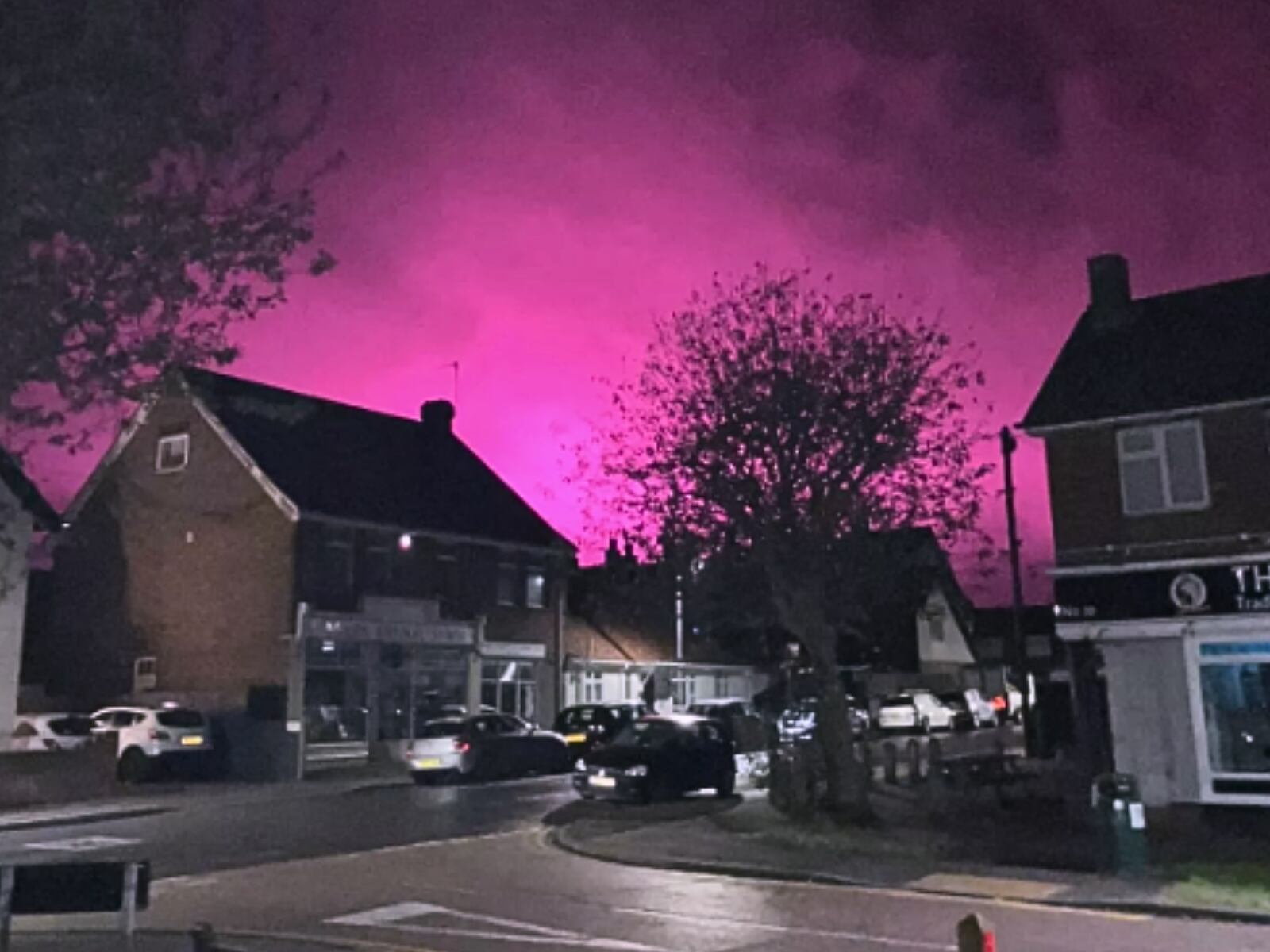 El cielo de la ciudad de Thanet en el Reino Unido se tiñó de rosa la mañana del jueves 19 de octubre (Foto: Kent Live / BPM Media)