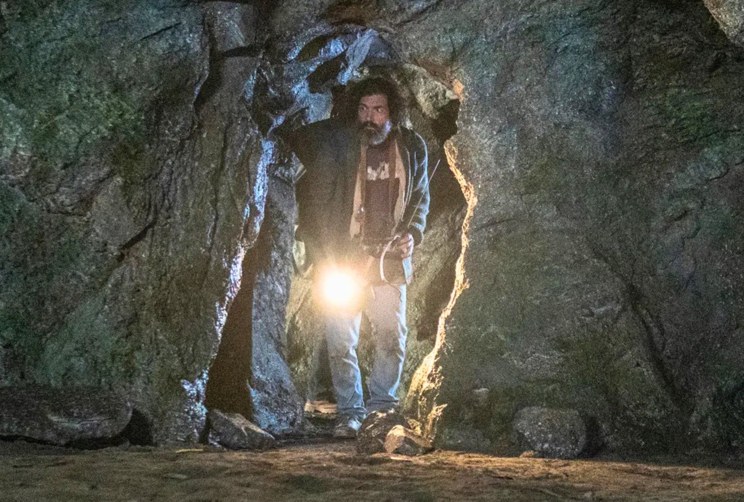 Jade Herrera, interpretado por el actor canadiense David Alpay, en la temporada 4 de la serie de terror "From" (Foto: MGM International TV Productions)