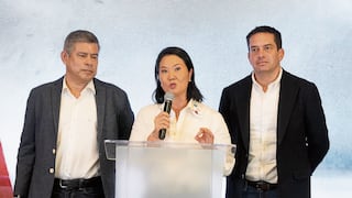 JNE entrega credenciales a Keiko Fujimori y vicepresidentes