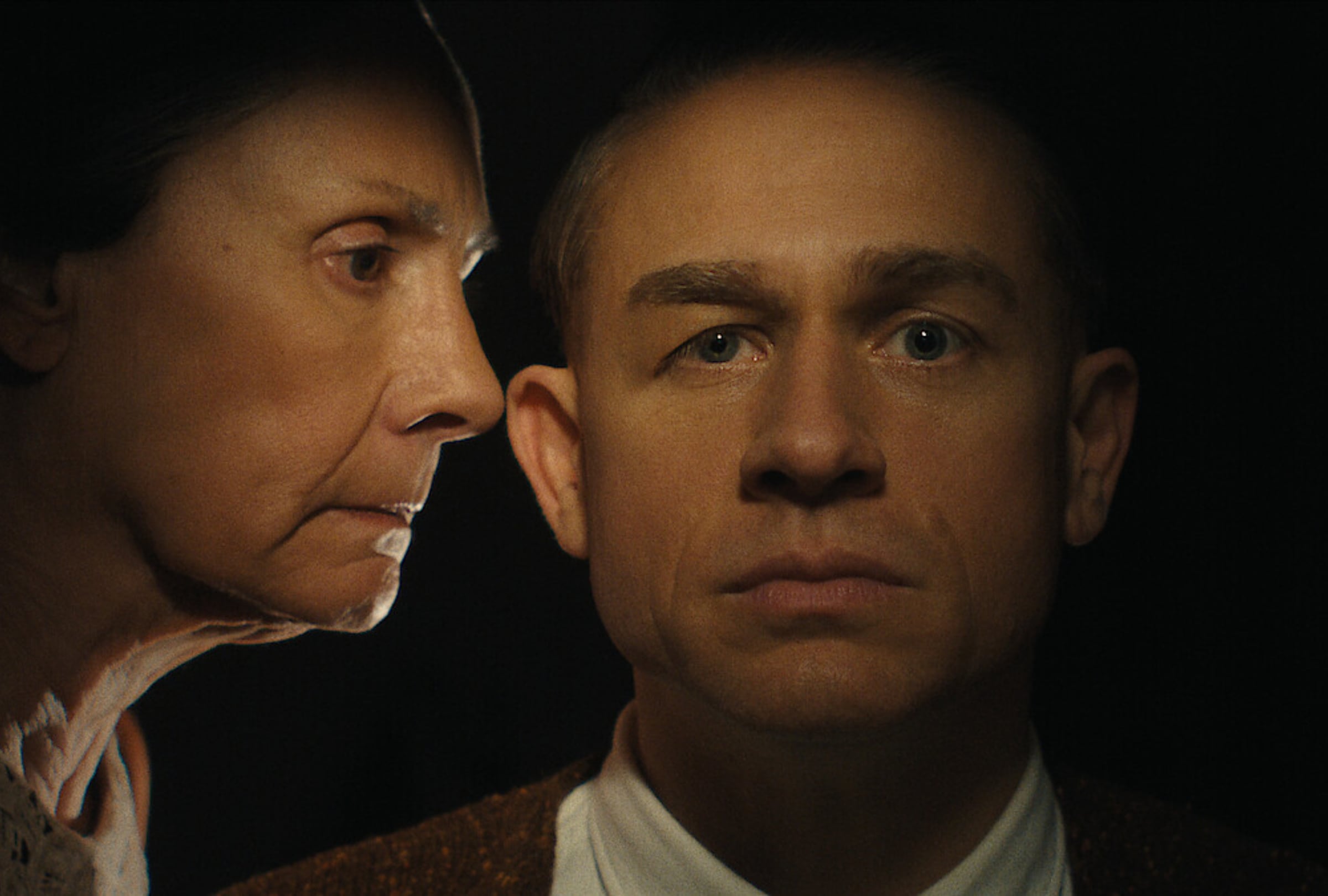 "Monster: The Ed Gein Story" está protagonizada por Charlie Hunnam (Foto: Netflix)