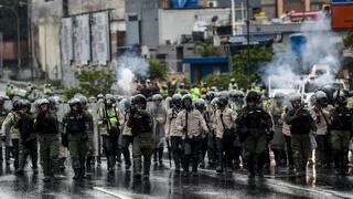 Iglesia aumenta presión contra gobierno de Venezuela al llamarlo "dictadura"