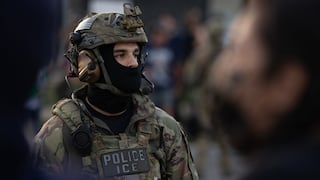 ¿De qué tratan los dos proyectos de ley en California para ayudar a pacientes custodiados por ICE?