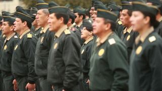 Igualarán pensiones al interior de la Policía y de las Fuerzas Armadas