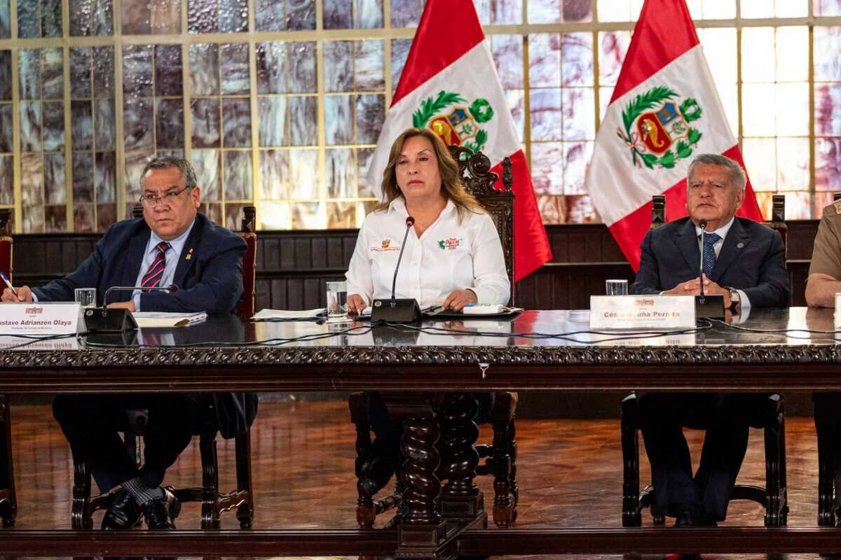 Tras la masacre en Pataz, César Acuña participó en conferencia del Poder Ejecutivo en su rol como gobernador regional de La Libertad. Foto: Paloma Del Solar. @photo.gec