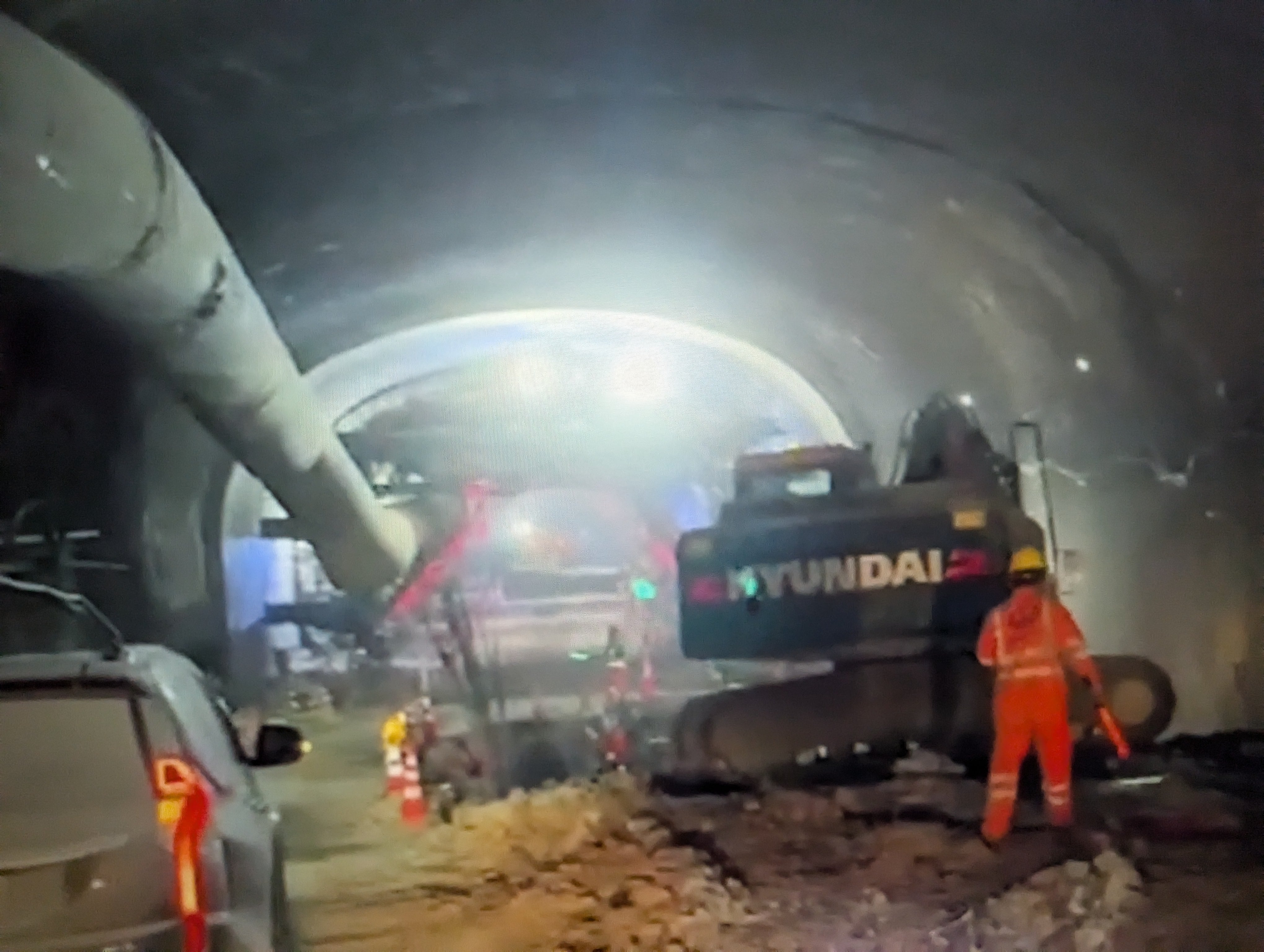 Foto Gestión: Túnel subterráneo que conecta el complejo de ingreso con la zona operativa portuaria. Imágenes de 05 de agosto de 2024.