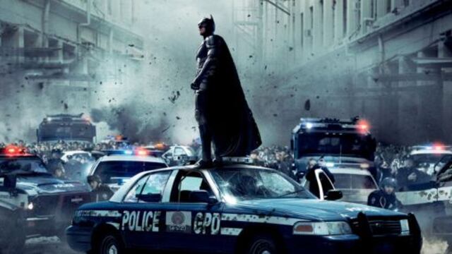 Después de Batman, Warner Bros. busca un nuevo superhéroe con el mismo éxito