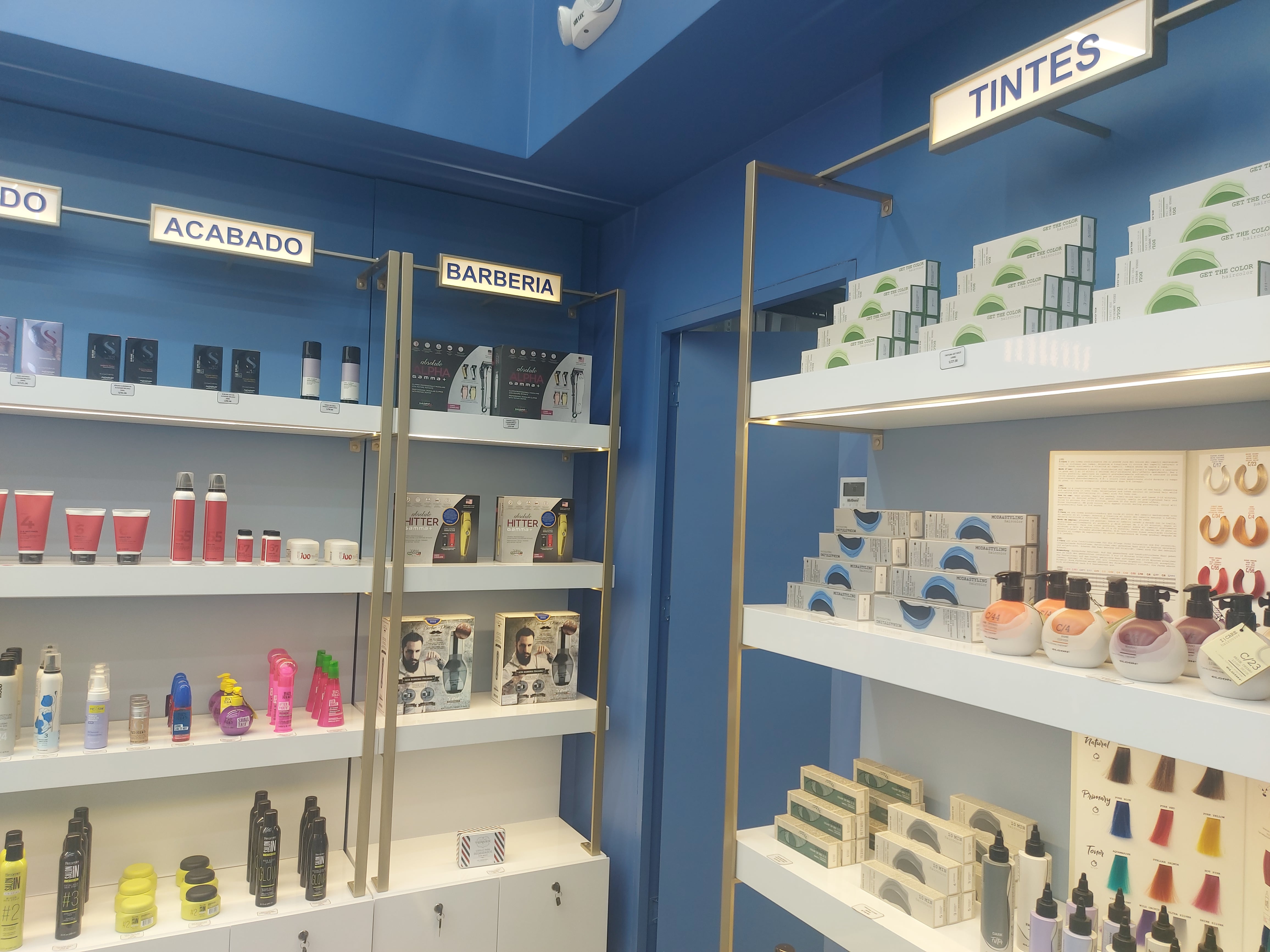 La nueva tienda de Pichara en Surco marca el debut de la cadena en el formato de puerta a calle en Perú y será el punto de partida para evaluar futuras aperturas en Lima y provincias. Foto: GEC / Mario Zapata