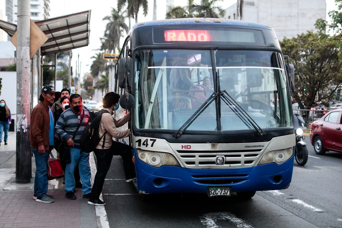 Corredores complementarios paralizarían este 30 de junio sus operaciones por falta de presupuesto. (Foto: Lenin Tadeo/El Comercio)